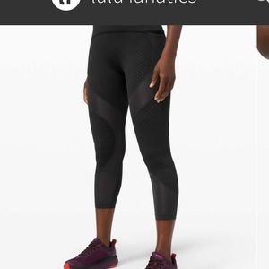 Lululemon Uncovered Strength Uncovered Strength High-Rise Crop 23" Black Size 6